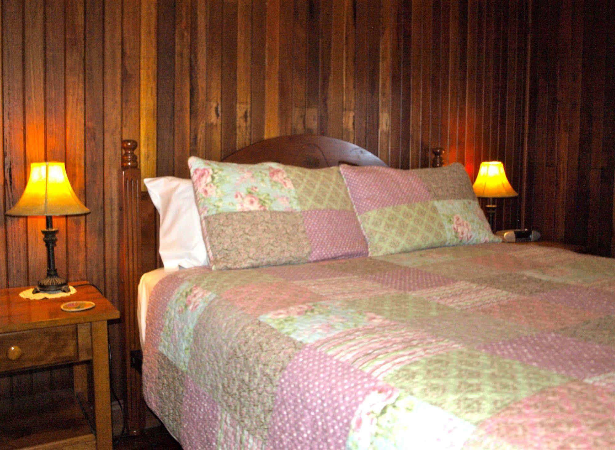Amamoor Lodge Exterior photo